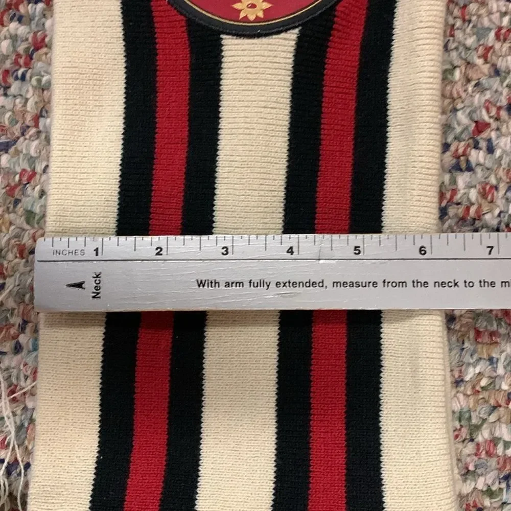 Universal Studios Wizarding World Of Harry Potter Ivory Red Black Knit Scarf